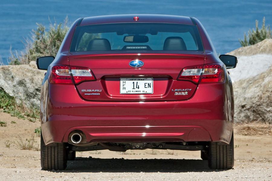  Subaru Legacy 2015 года  (US) (фото 32 из 35)